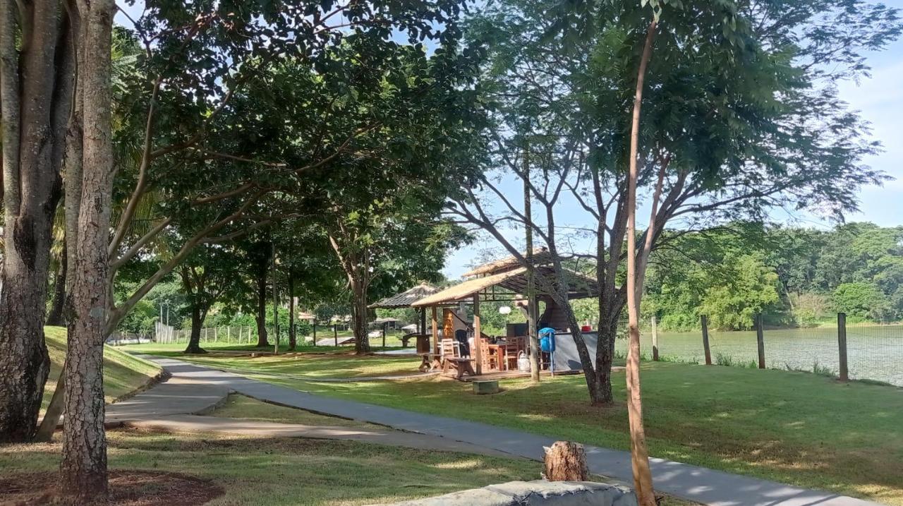 Apartamento Pontal Do Lago Caldas Novas Bagian luar foto